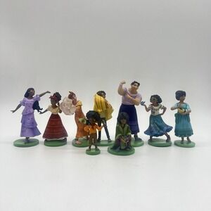 Disney Encanto‎ Madrigal Family Figures Lot of 9 Cake Topper Figures with Base